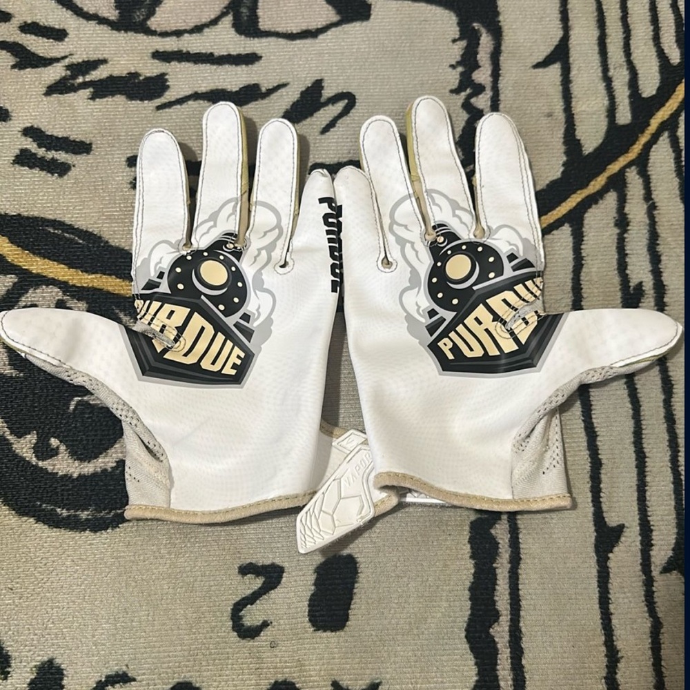 Purdue White Gloves